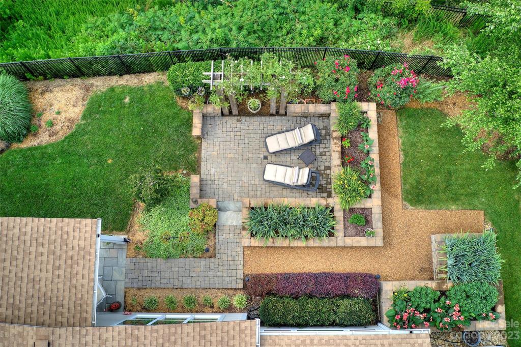 Backyard Patio & Planters