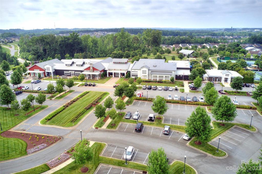 30,000 square-foot Twin Mills Club