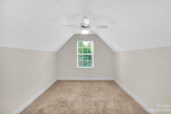 Flex Space...Great area for a sitting room
