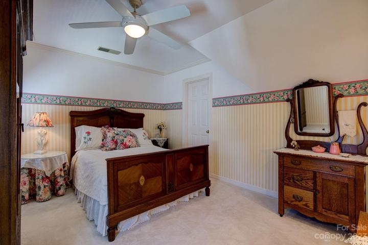 3rd Bedroom Upstairs