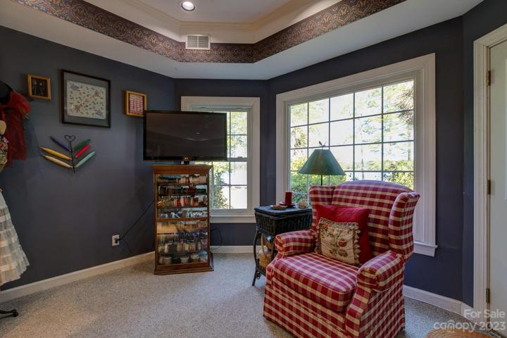 In-Law Suite/5th Bedroom in Basement