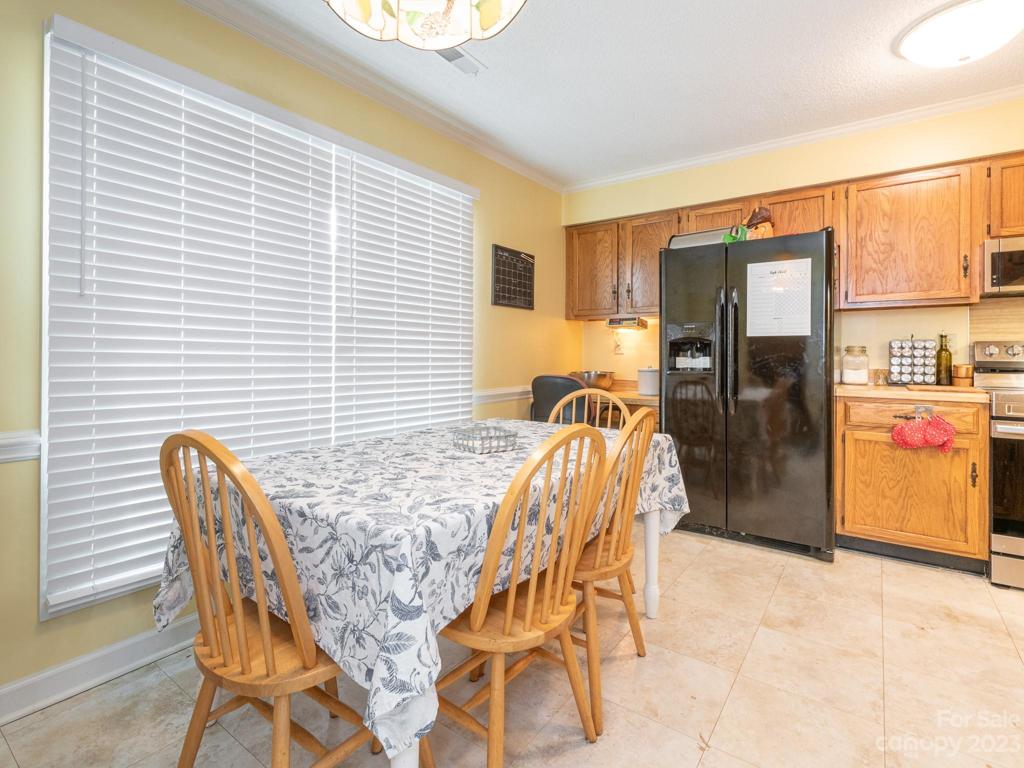 Breakfast Nook at kitchen