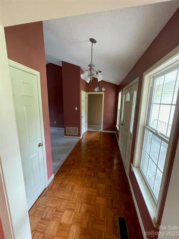 Formal entry Parquet too!