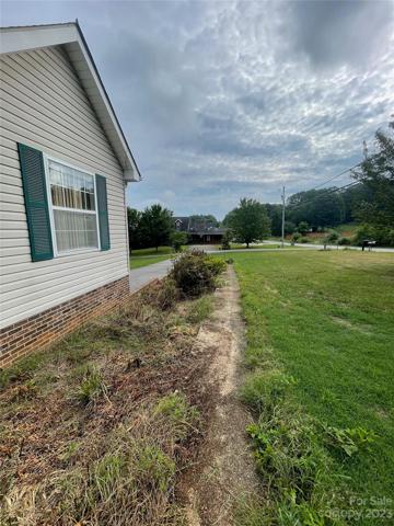 Pathway up to front entrance