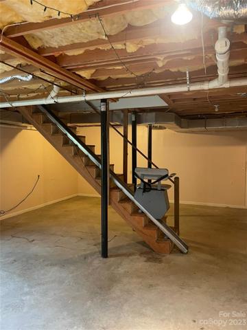 Lift Chair from basement (Included)