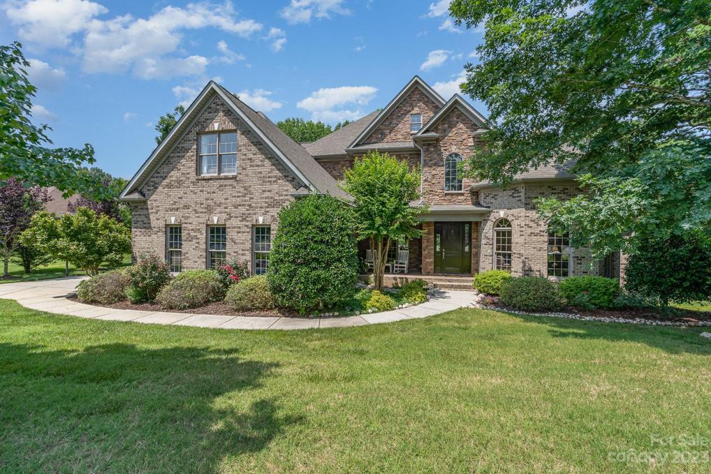 Beautiful Front of home