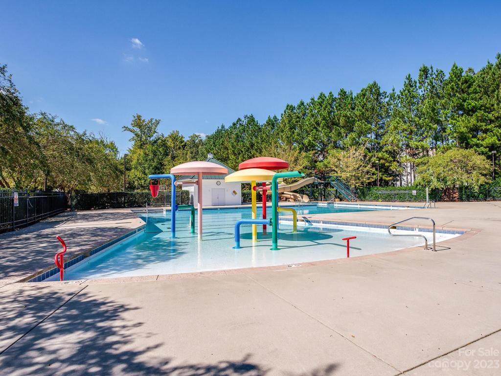 Providence Pointe Amenities