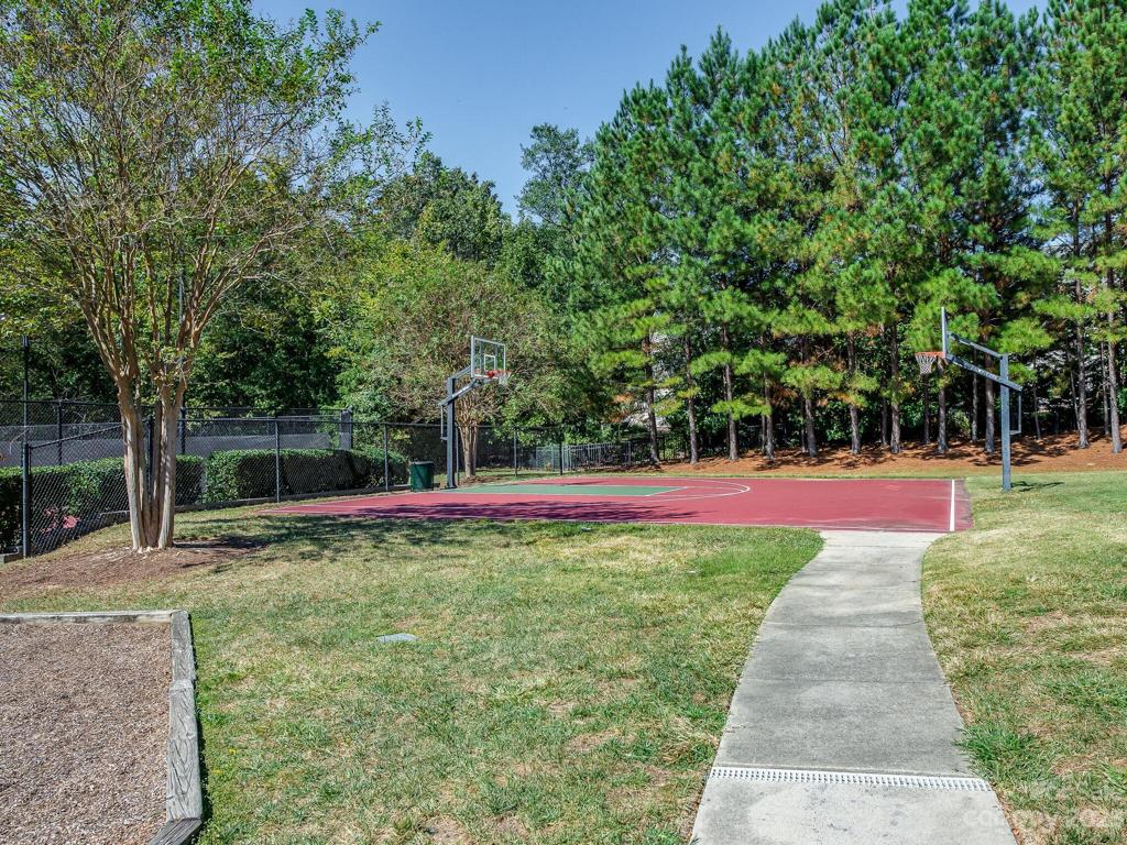 Providence Pointe Amenities