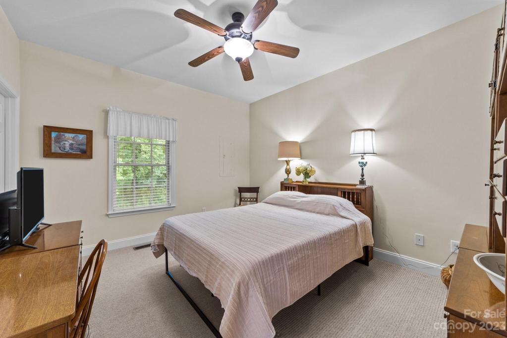 2nd Living Quarters