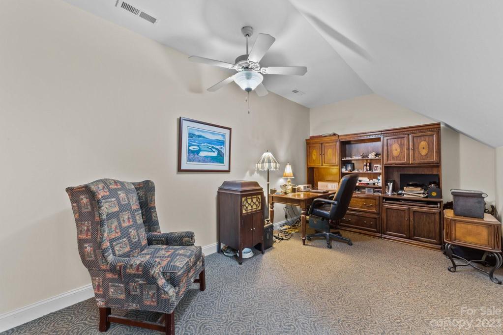 Office over 2nd Living Quarters