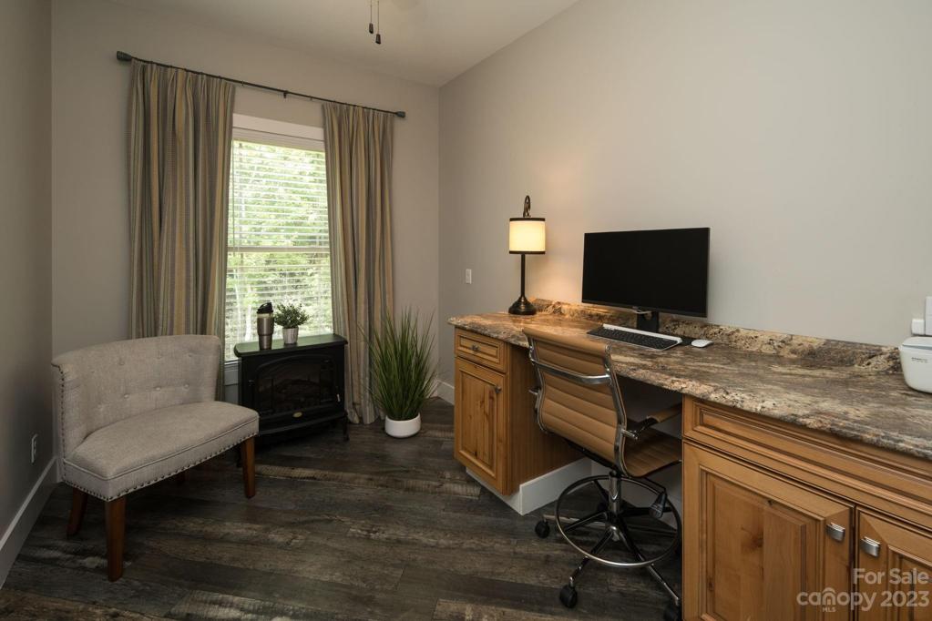 Office on main