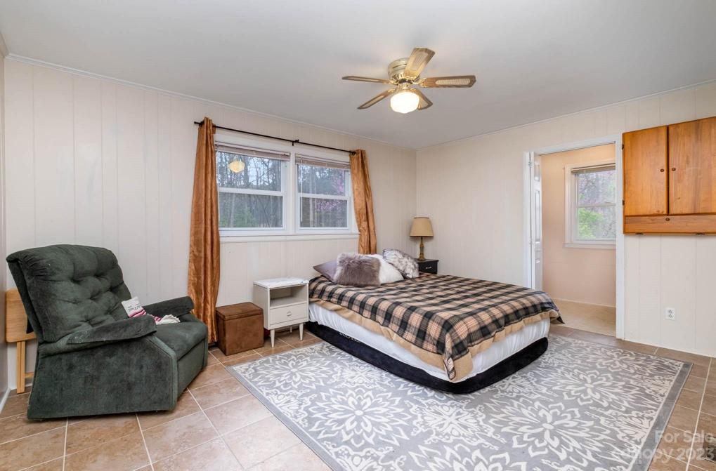 Flex Space/Bonus Room