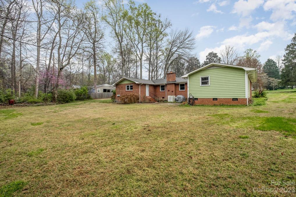 Large, Private Backyard