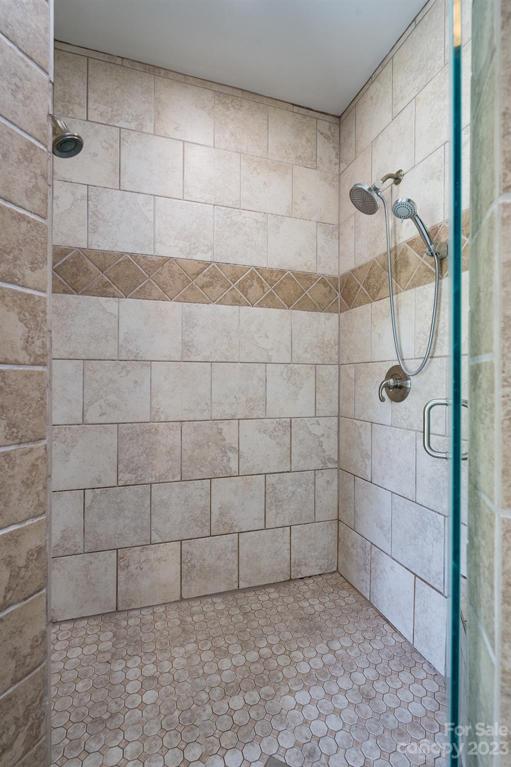 Amazing Tiled shower