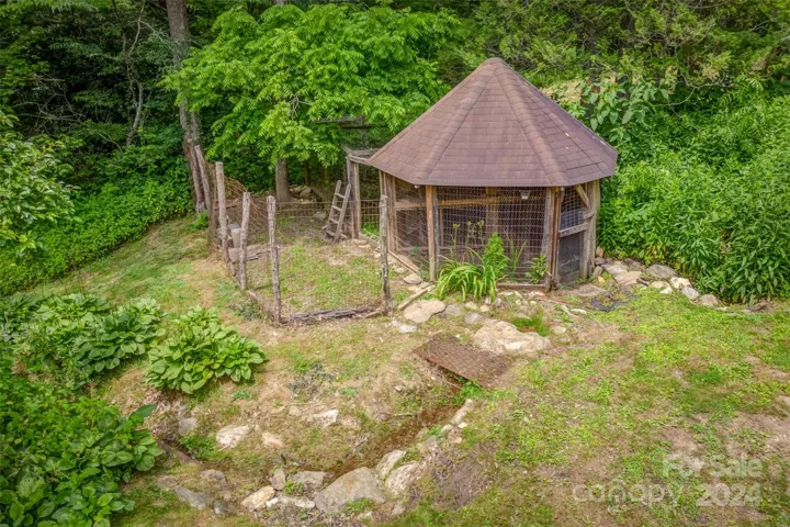 chicken house with #8479