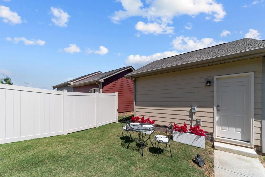 Charming detached garage and room in backyard to enjoy the outdoors!