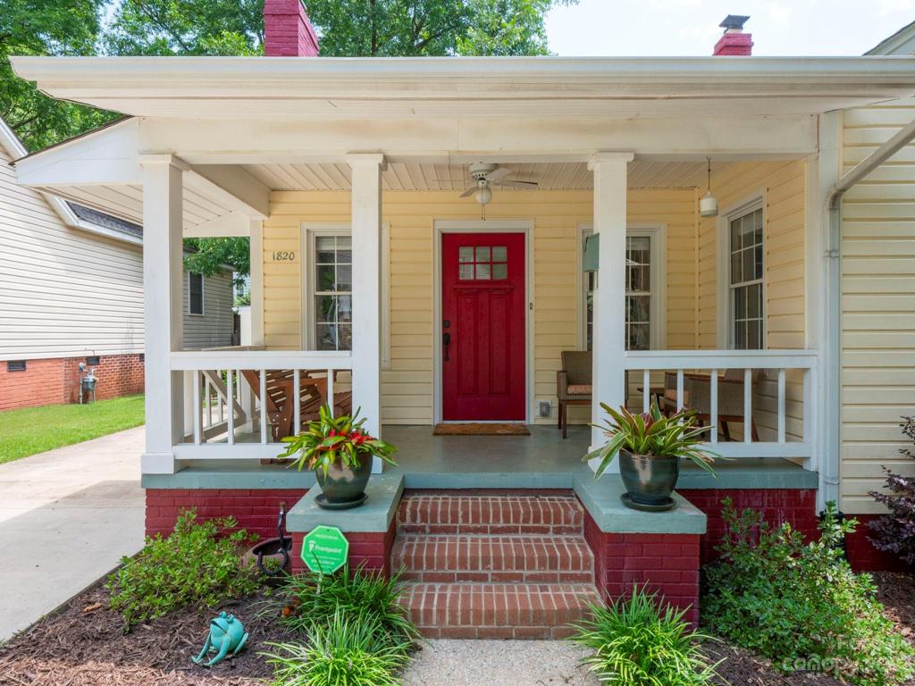 Welcome home to 1820 Fulton Avenue