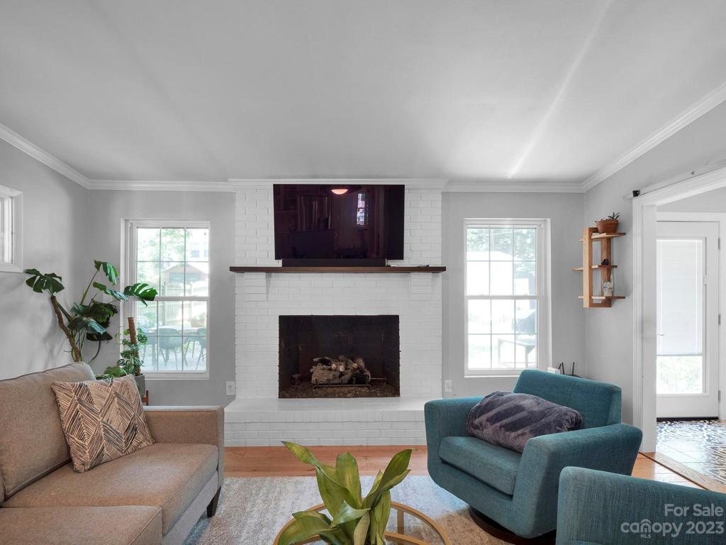 Plenty of natural light