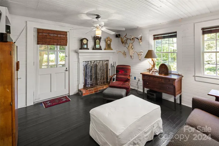 Red Cottage living room