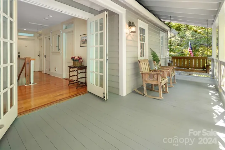 Upstairs covered  porch