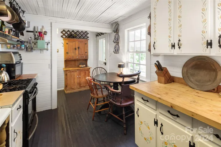 Red cottage kitchen