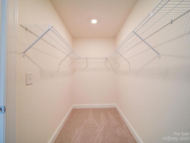 Walk in closet