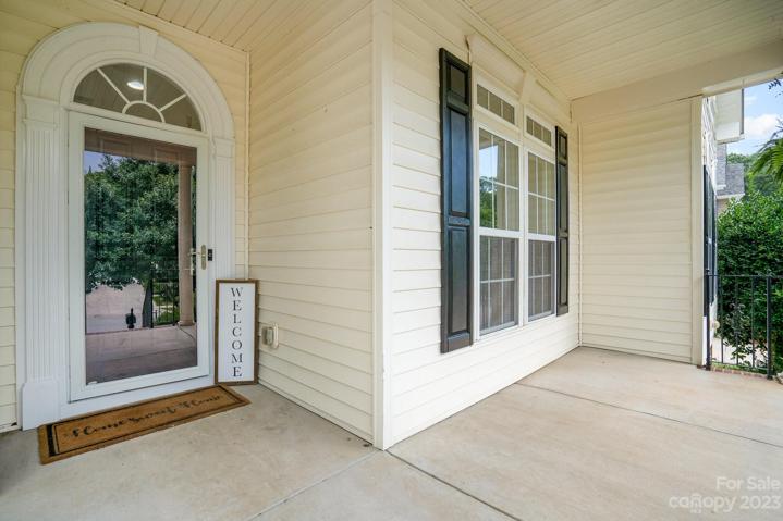 Plenty of Room for Rocking Chairs!