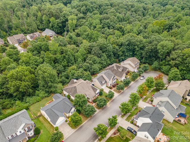 Aerial view of this quiet Cul-de-sac street