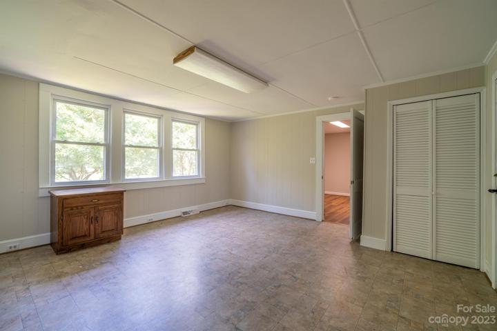 Family room/Sunroom