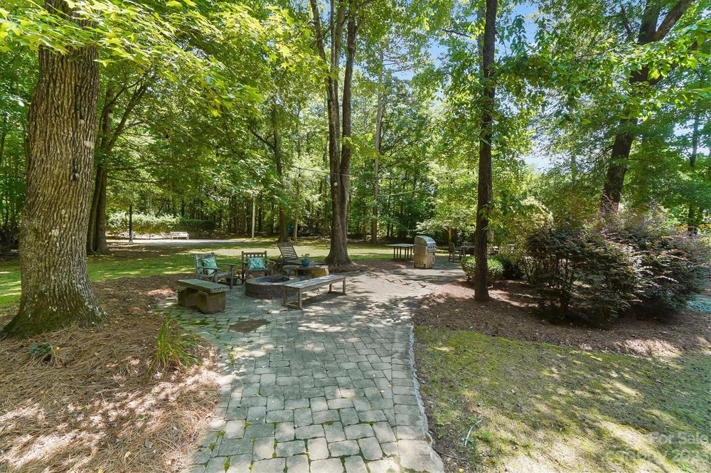 Paver walkway/patio