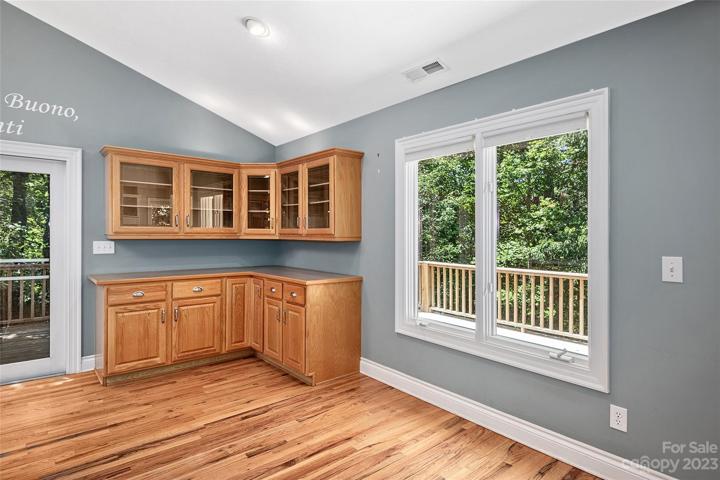 Dining area with storage