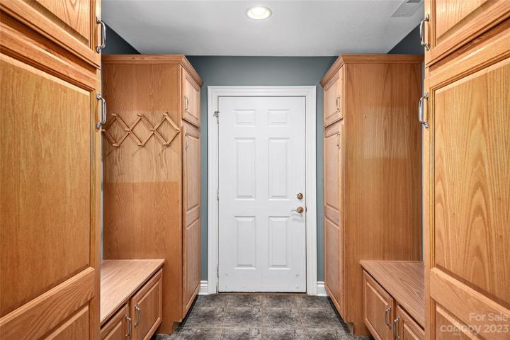 Mud room