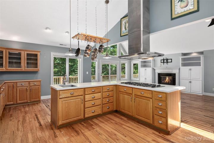 Plenty of cabinet space