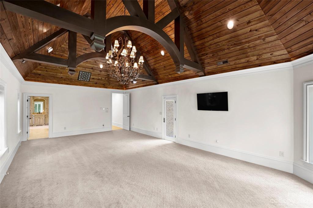 Upper level primary bedroom