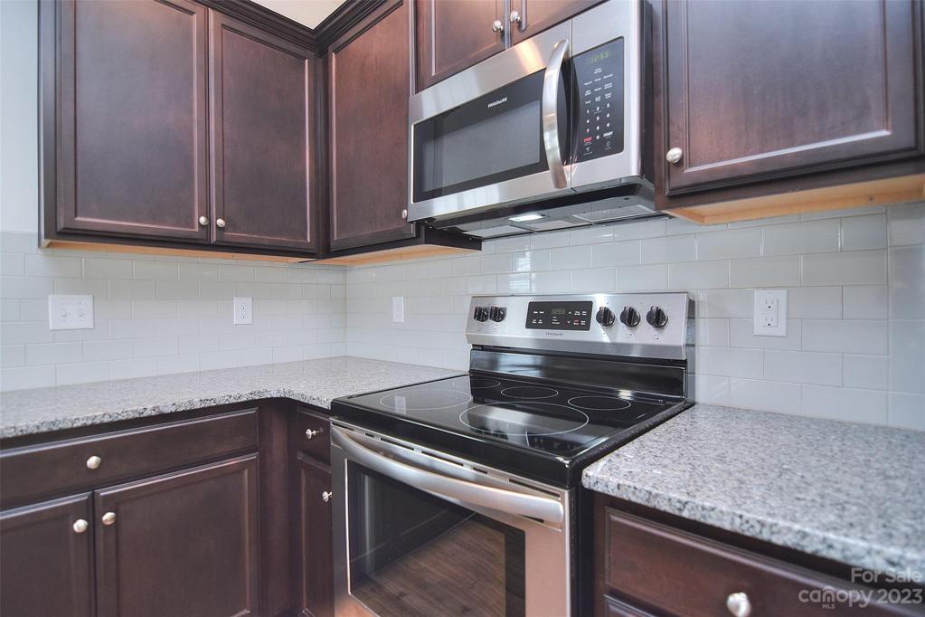 Additional view of all kitchen details
