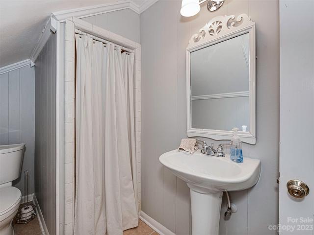 Bathroom 4