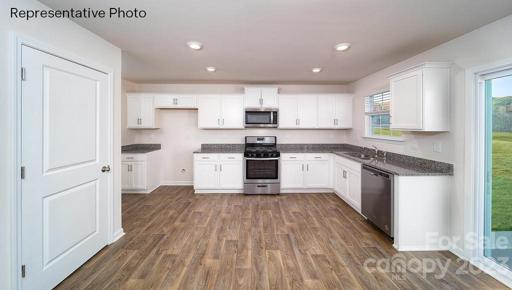 Kitchen and dining area
