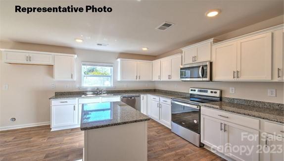 Kitchen 2