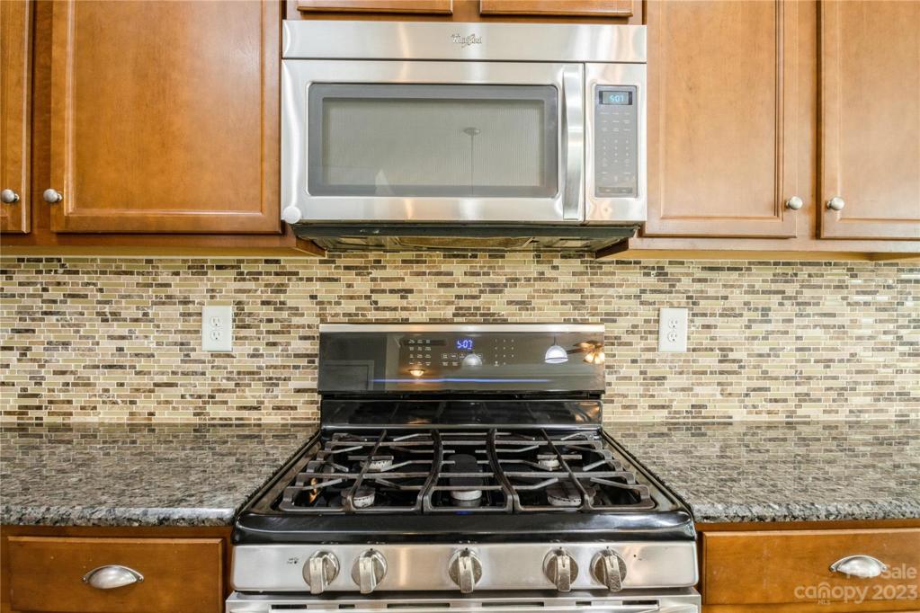 Gas range