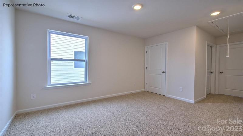 Upper level LOFT