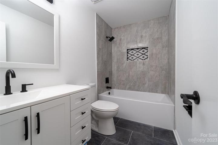 Guest/Hall Bathroom
