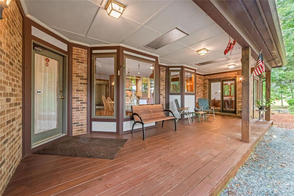 Entrances to family room and office from rear porch