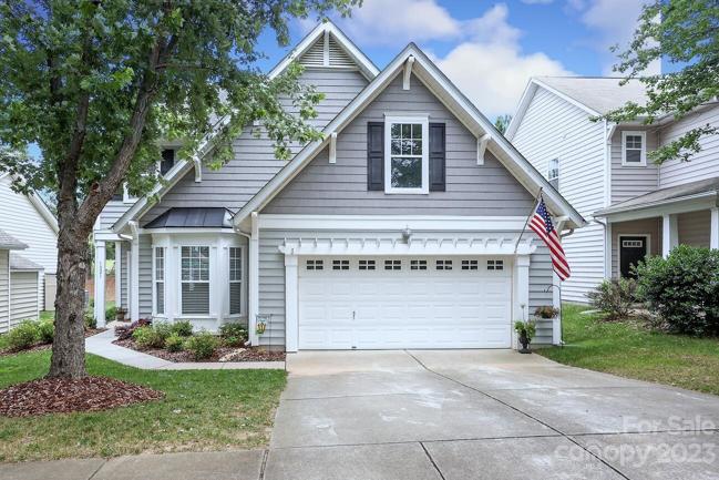 Welcome home to 1021 Hammond Drive!