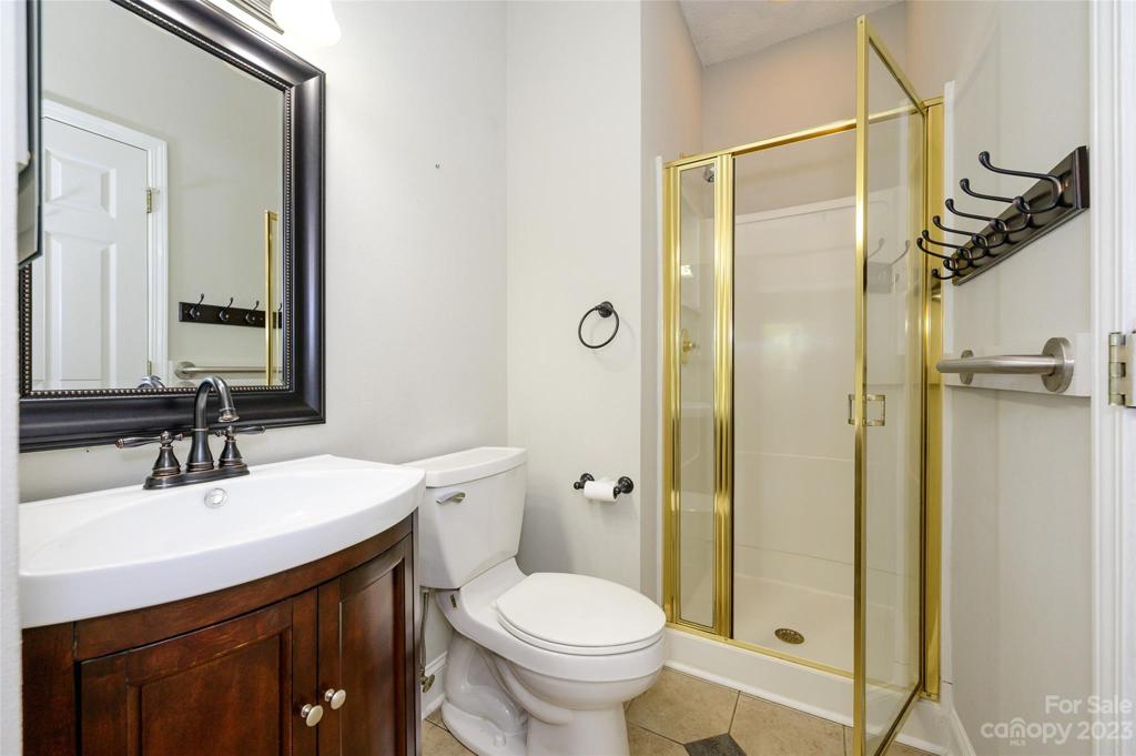 Fill guest bath on main level