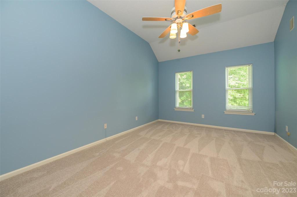 Upper level primary bedroom