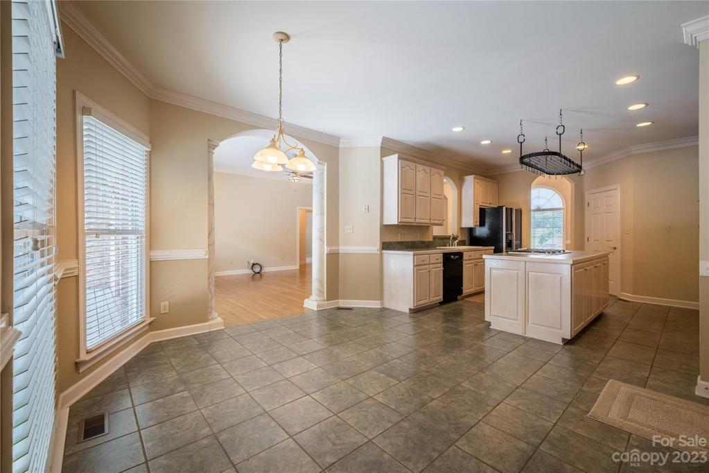 Breakfast Area Kitchen/Family Room View