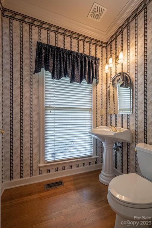 Main Level Powder Room