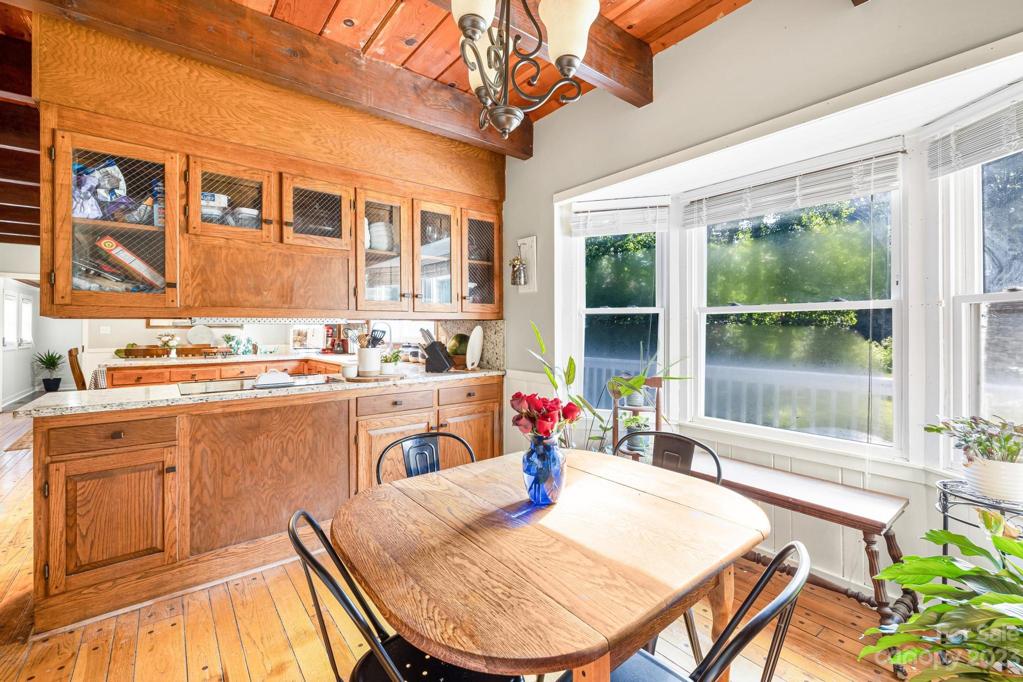 Breakfast area with plenty of morning light!