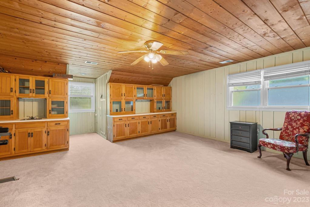 Bonus Room with wet bar-Upper Level