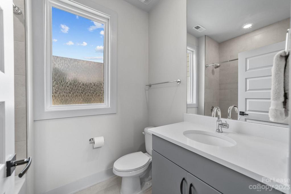Full bathroom on upper level